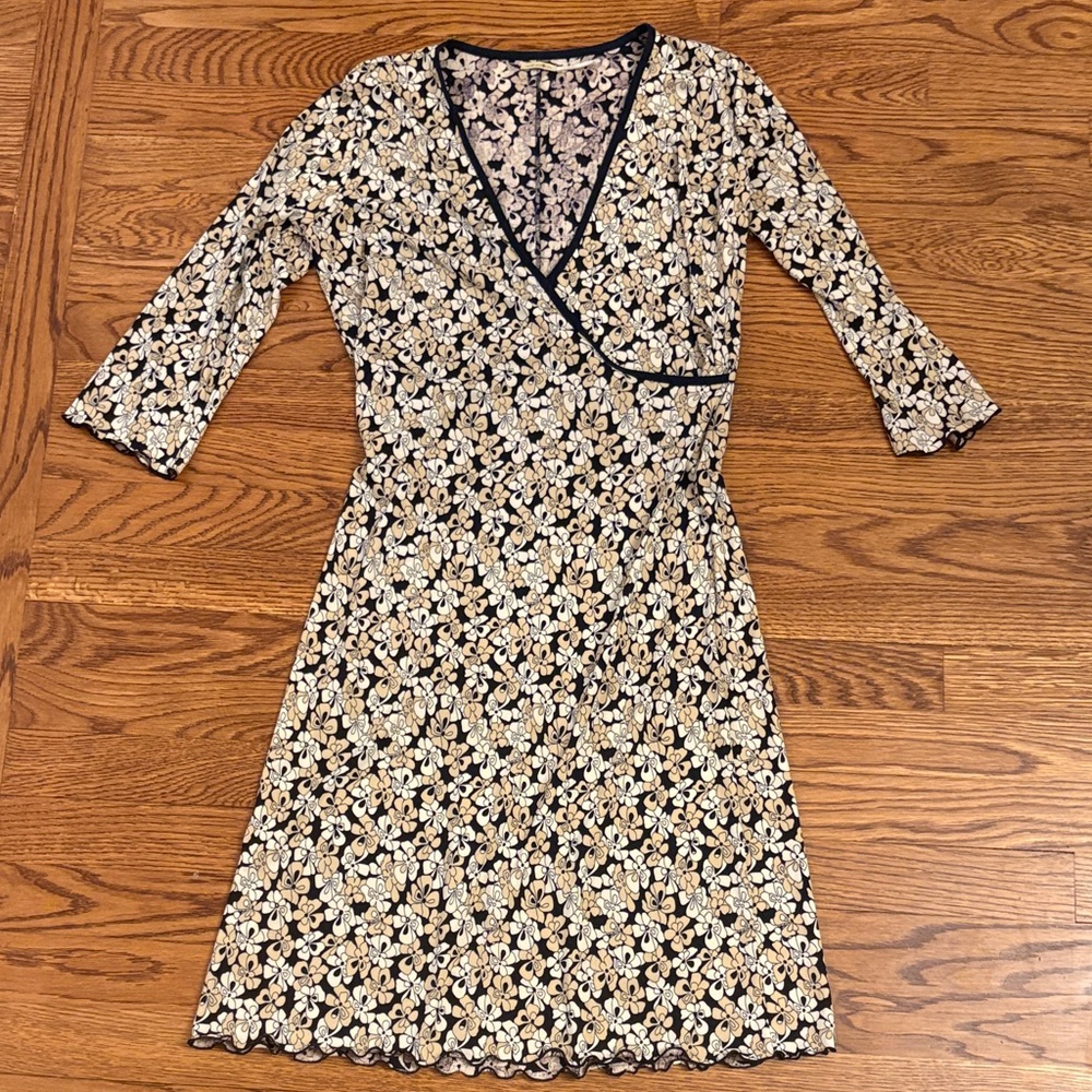 Max Studio Black and Cream Floral Long Sleeve Dress